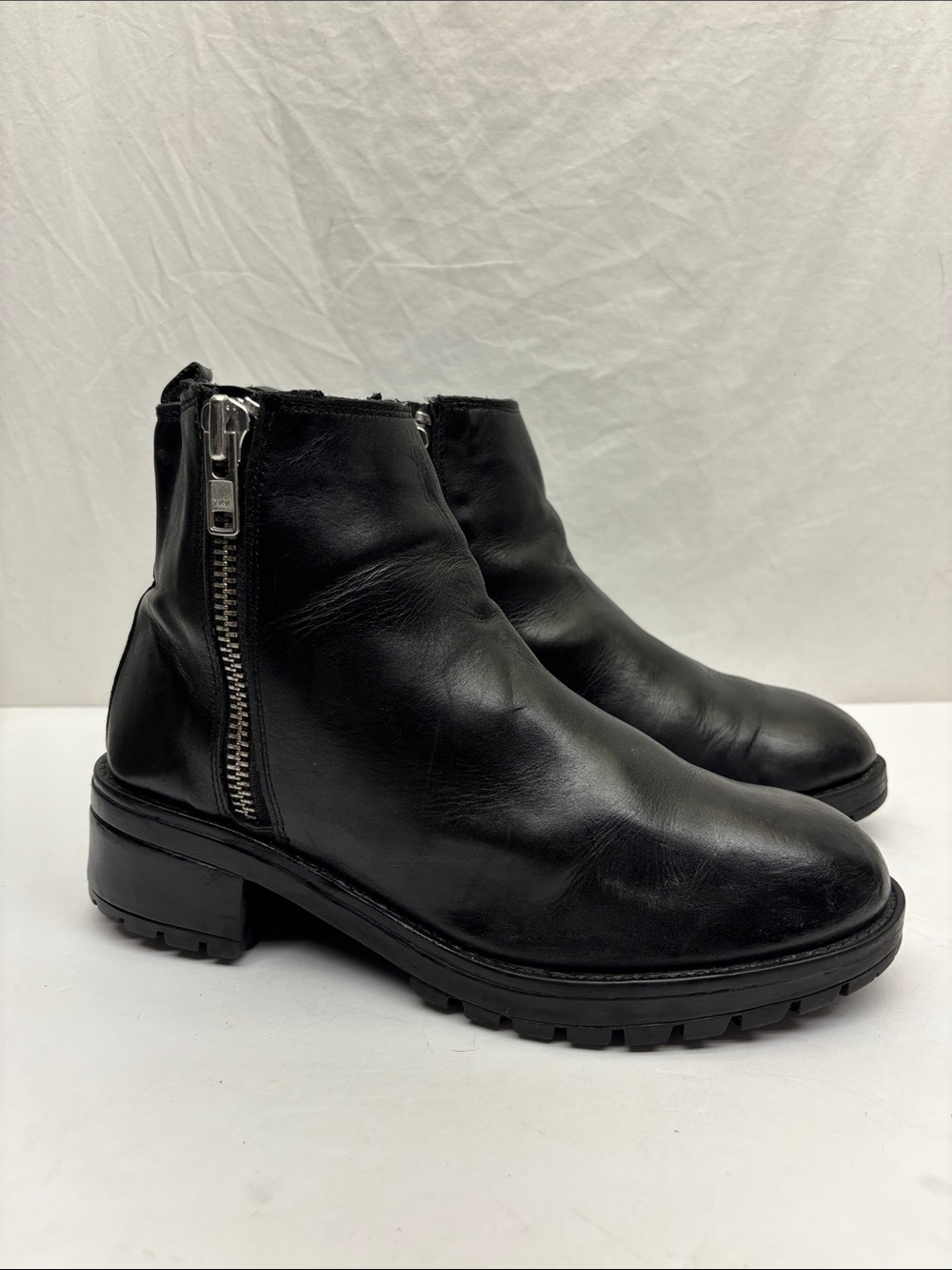 Leather Ankle Boots with Side Zippers, size 8 women’s, box 74